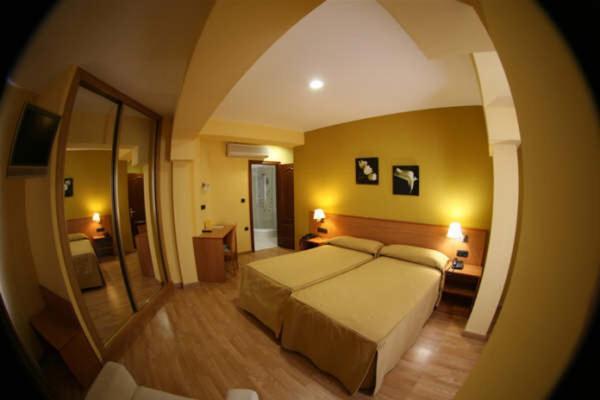 Hotel Leyton Foz Bilik gambar